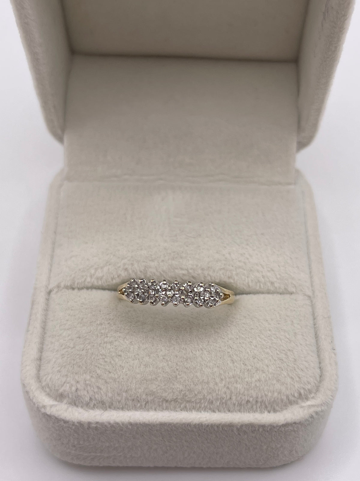 9ct gold diamond cluster ring