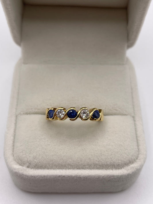 18ct gold sapphire and diamond ring