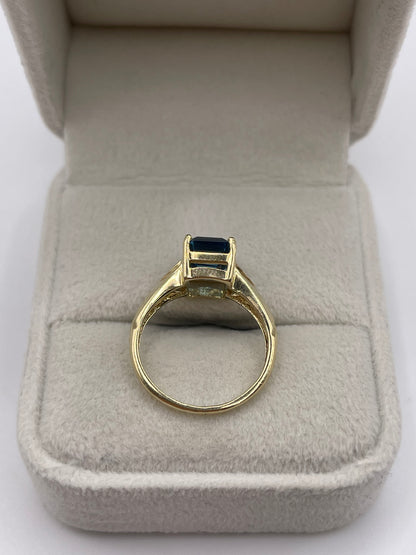 9ct gold topaz and diamond ring