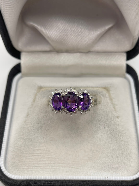 9ct gold amethyst and diamond ring