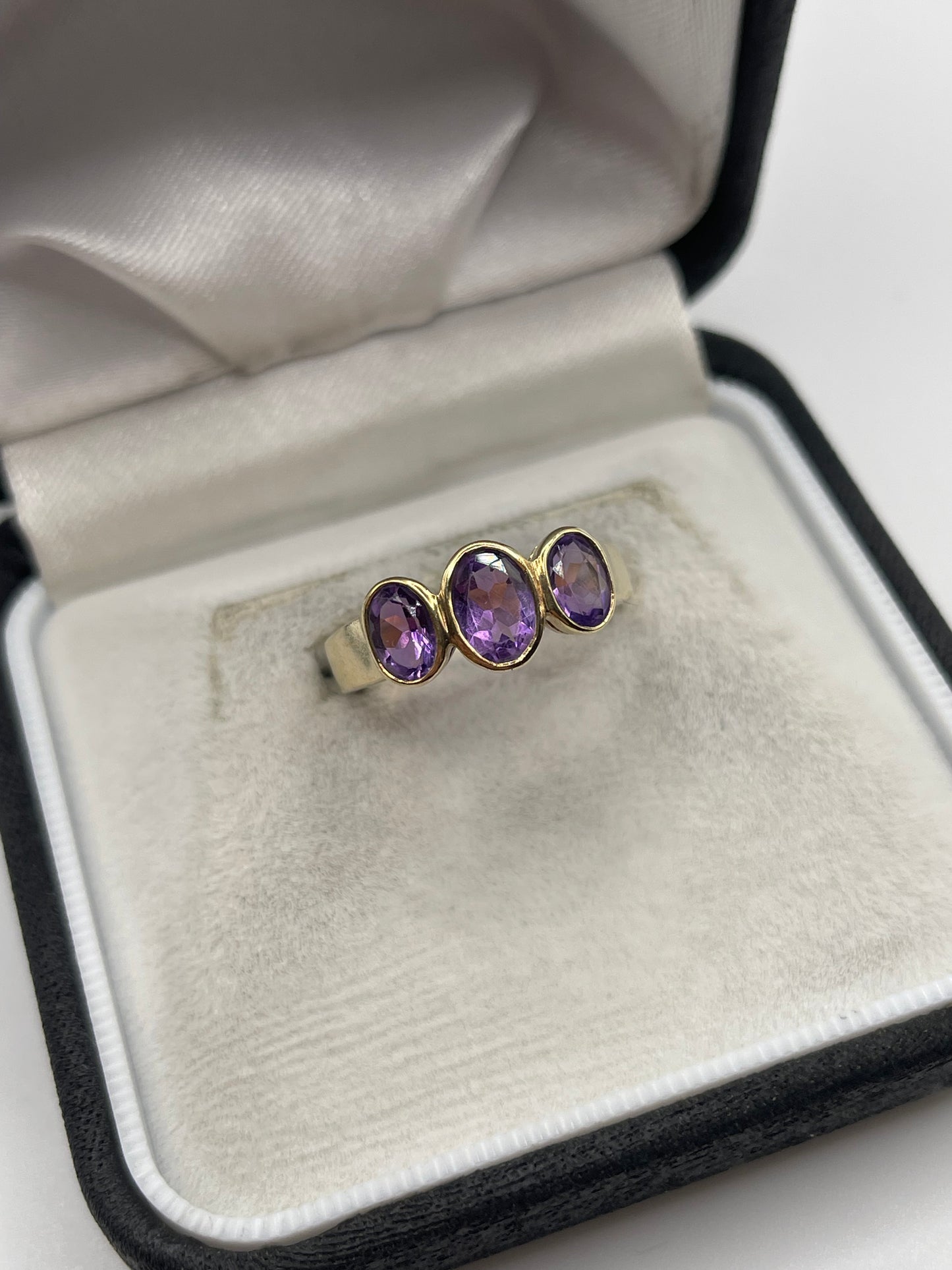 9ct gold amethyst ring