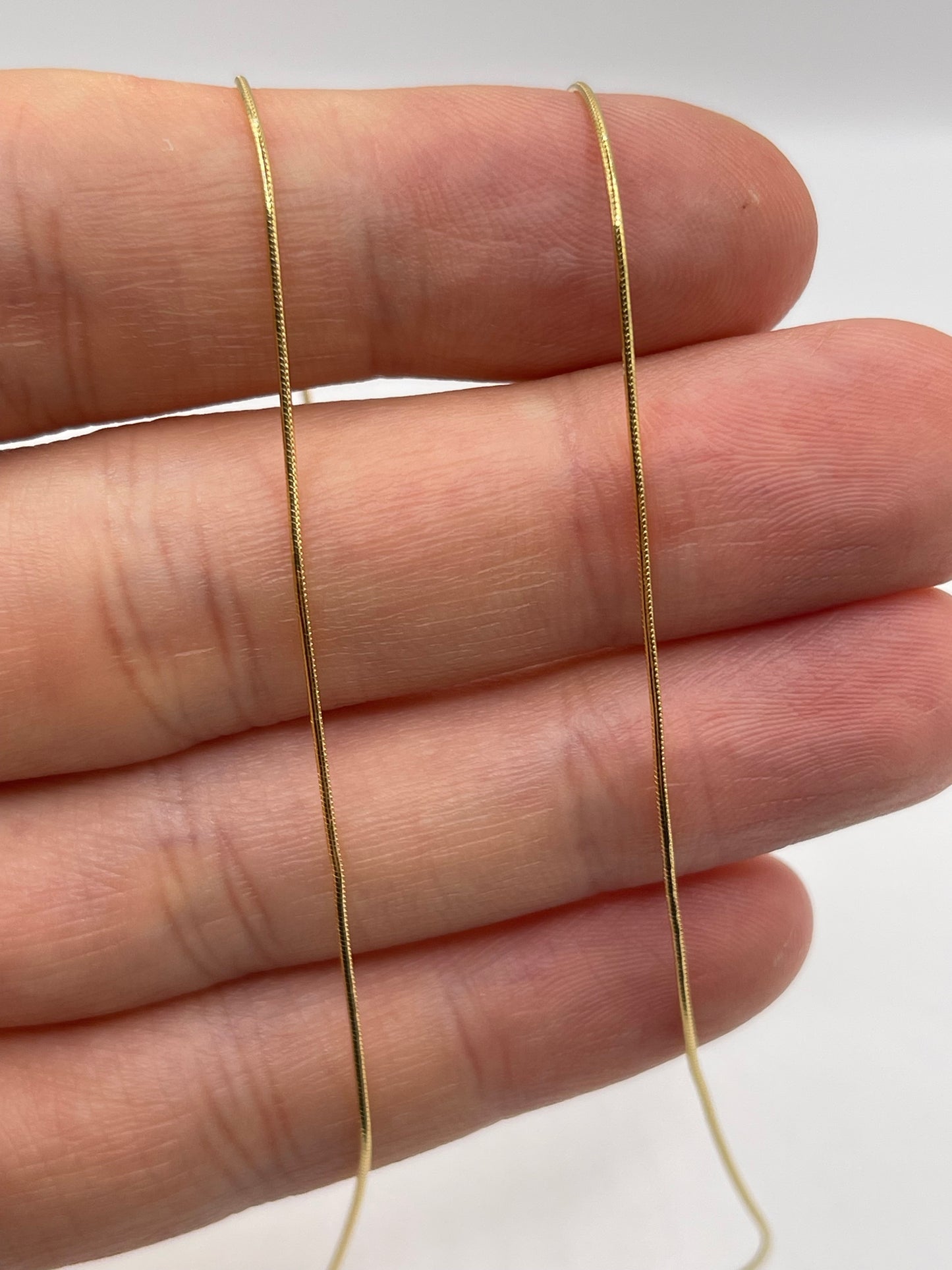 18ct gold chain 349