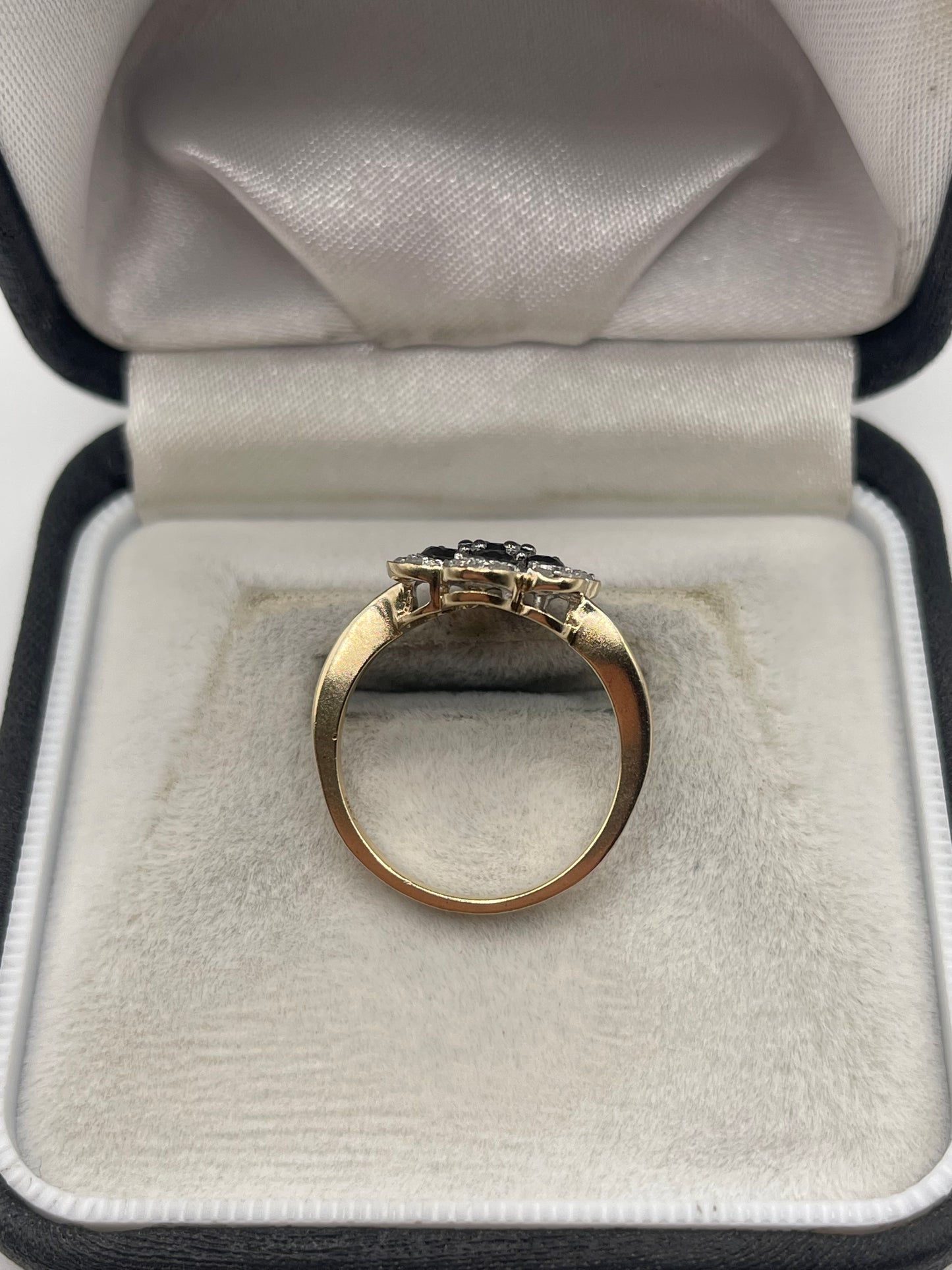 9ct gold diamond cluster ring