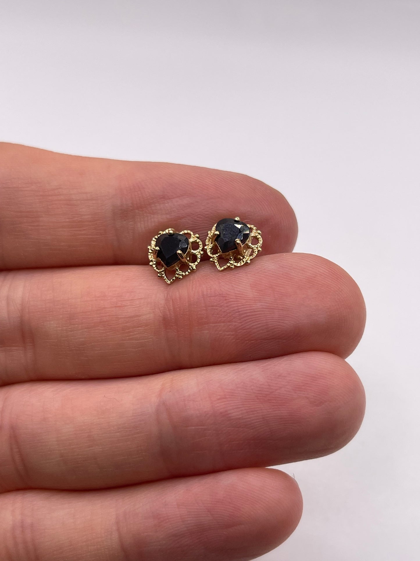 9ct gold sapphire earrings
