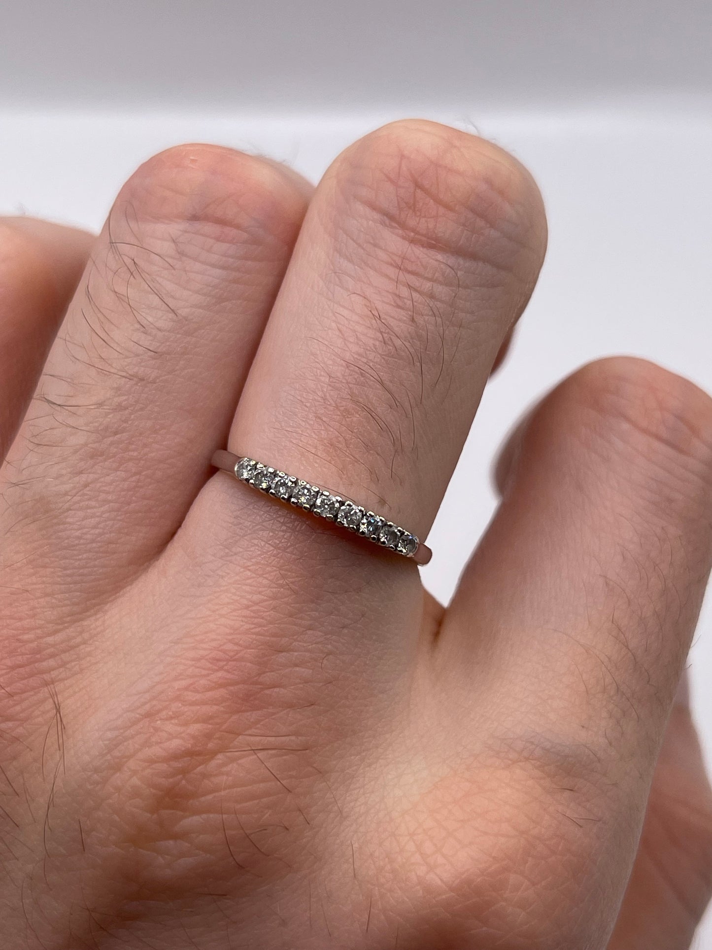 9ct white gold 25 point diamond ring