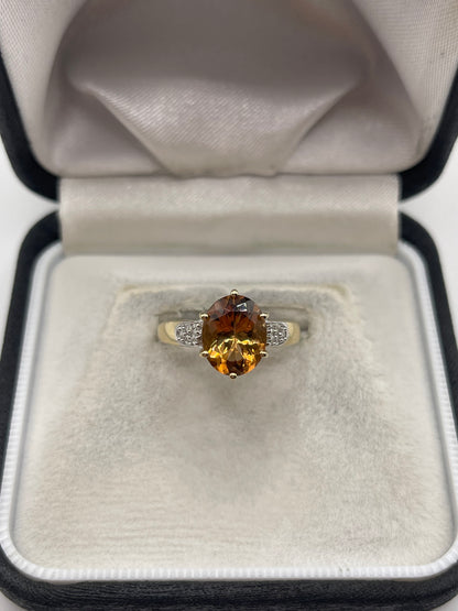 9ct gold quartz and zircon ring