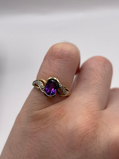 9ct gold amethyst and diamond ring