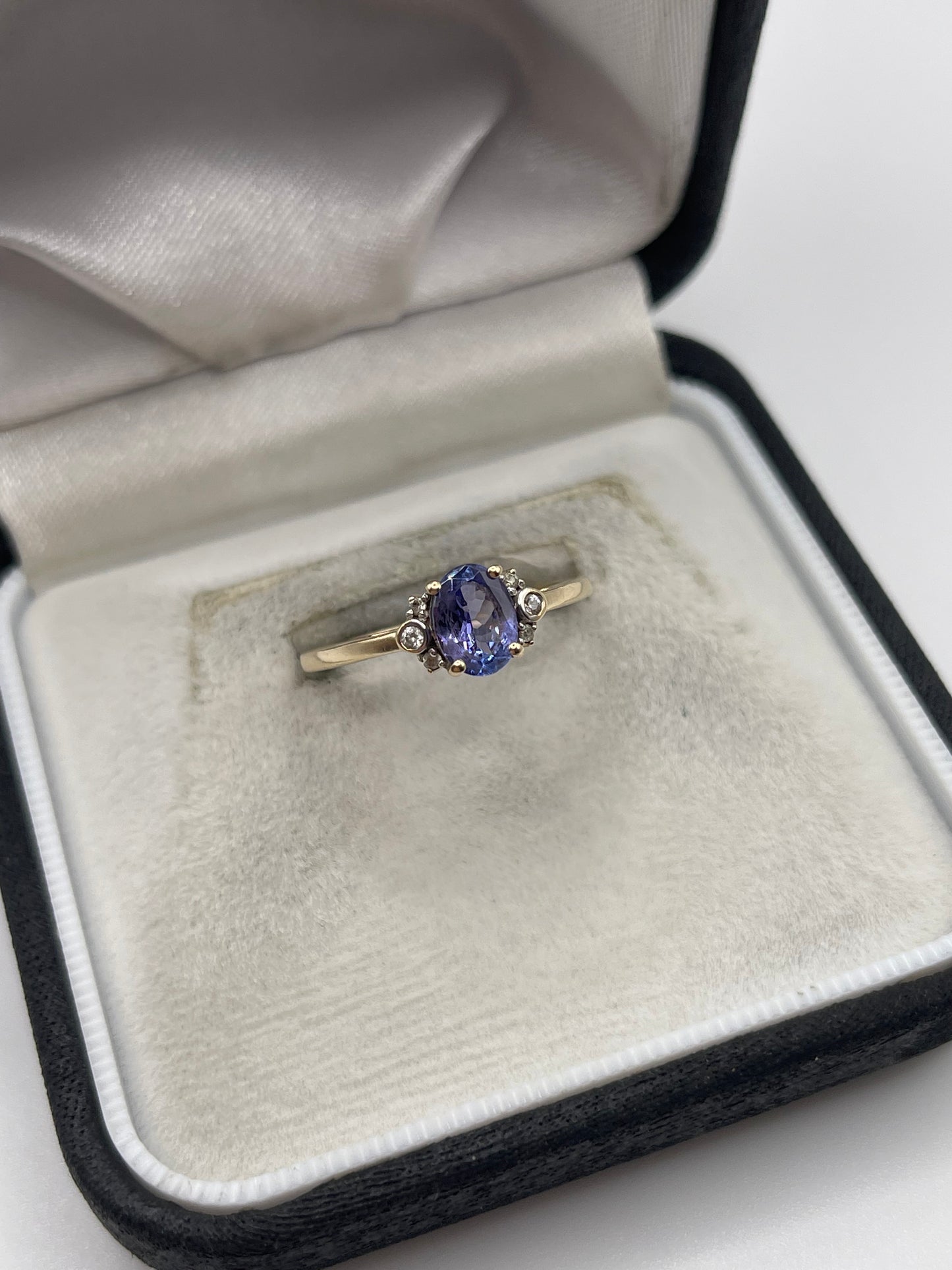 9ct gold tanzanite and zircon ring