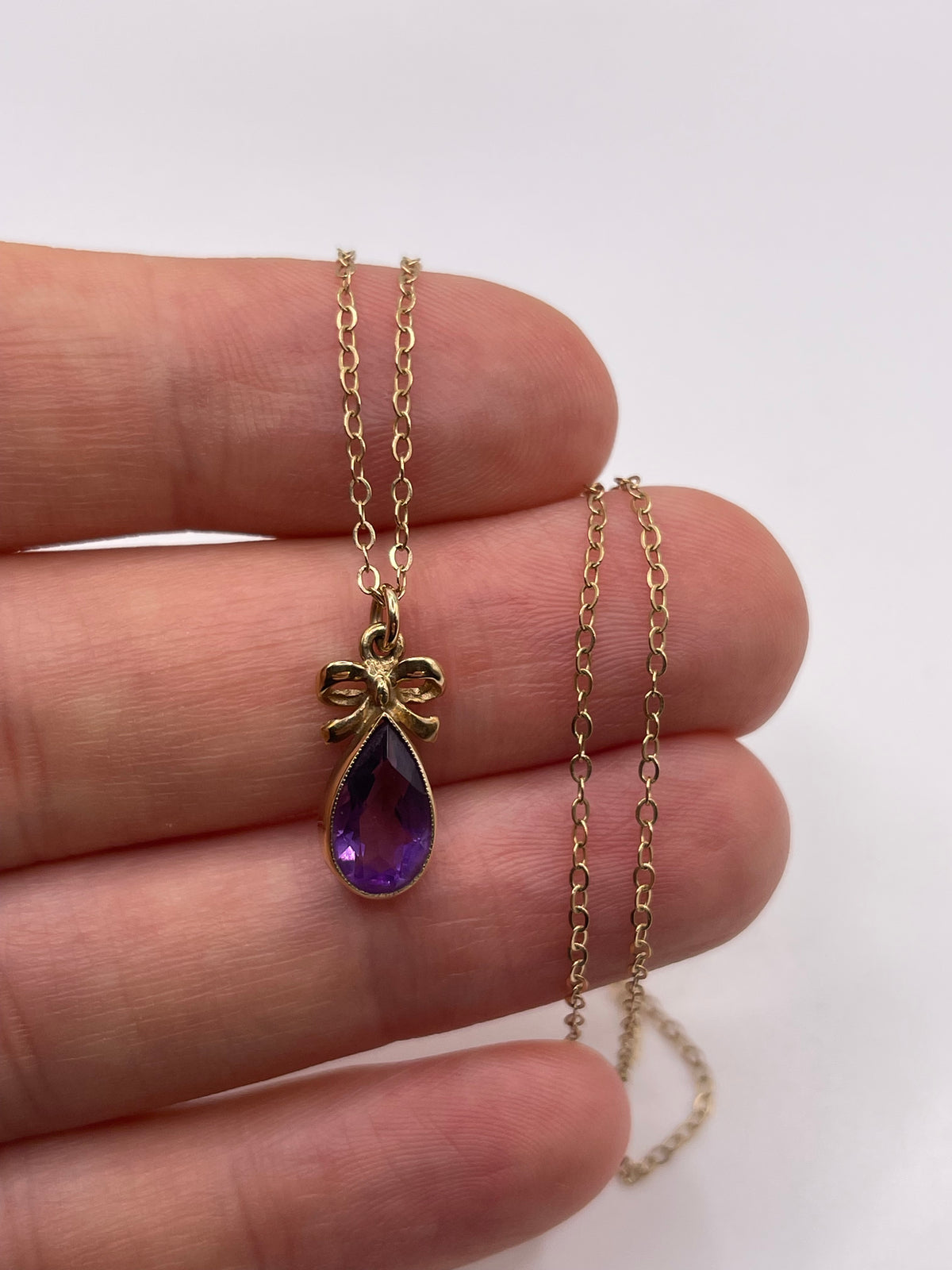 9ct gold amethyst necklace