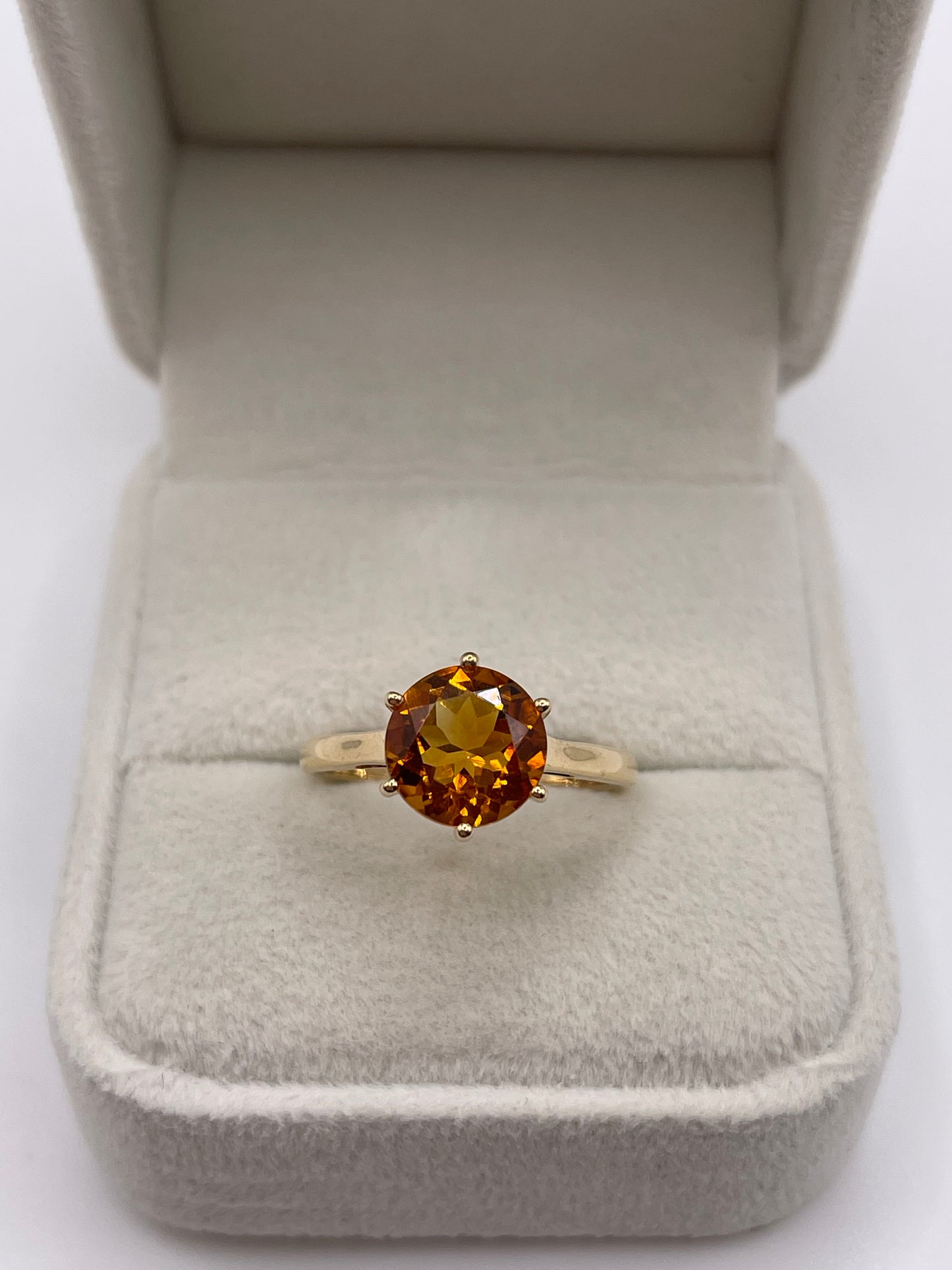 9ct gold citrine ring