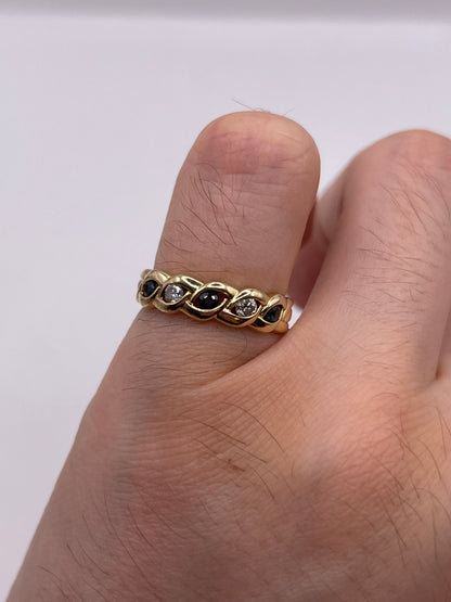 9ct gold sapphire and diamond ring