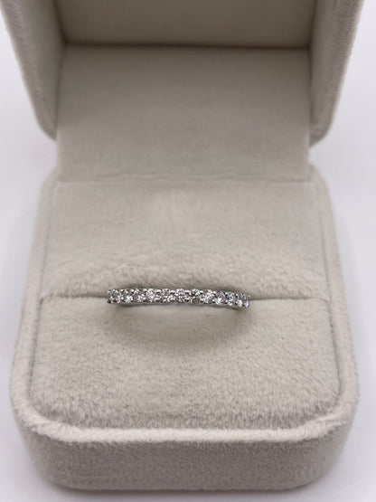18ct white gold diamond ring
