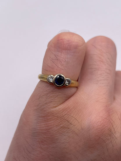 18ct gold sapphire and diamond ring