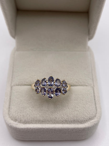 9ct gold tanzanite and diamond ring