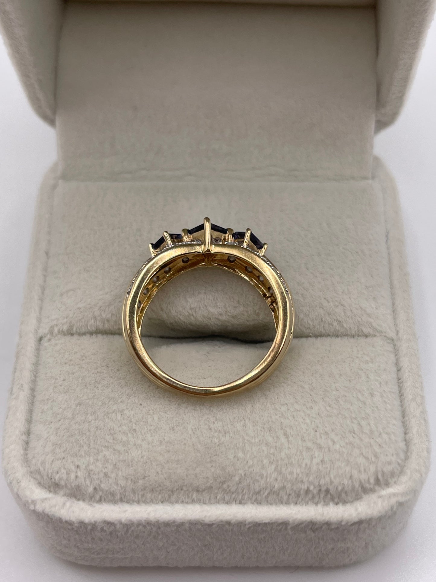 9ct gold iolite and diamond ring
