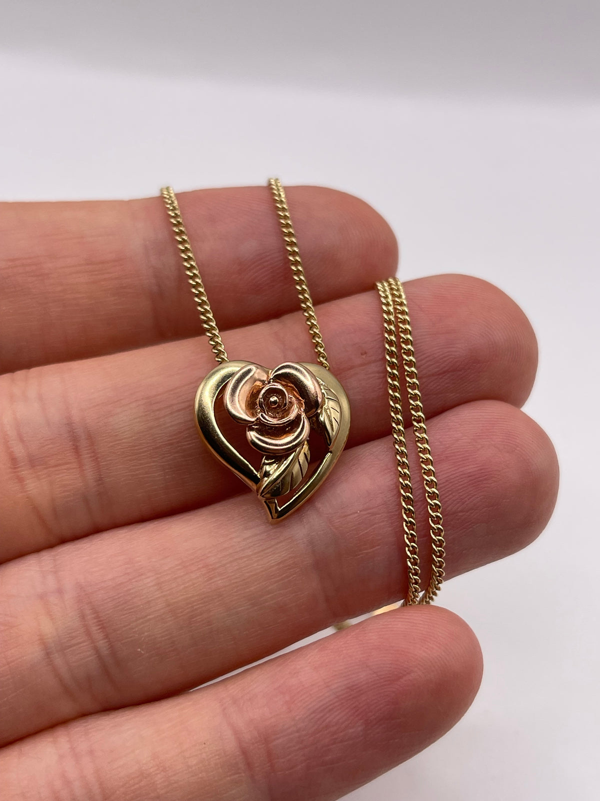 Clogau 9ct gold necklace