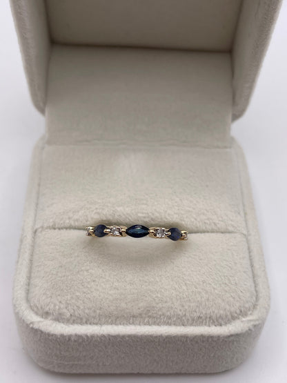 9ct gold sapphire and diamond ring