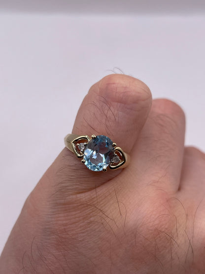 9ct gold topaz and diamond ring