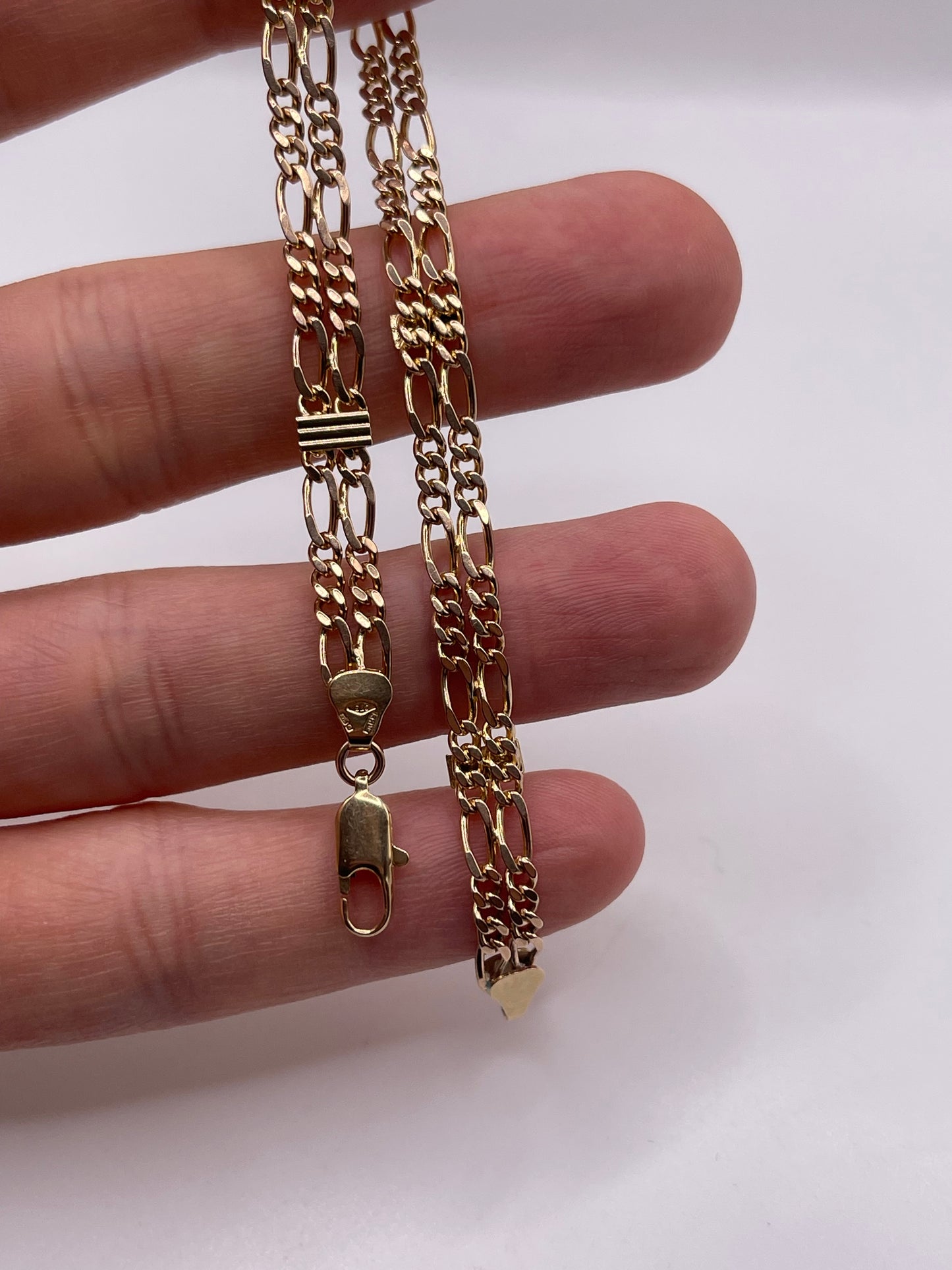 9ct gold bracelet