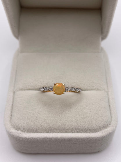 9ct gold opal and diamond ring