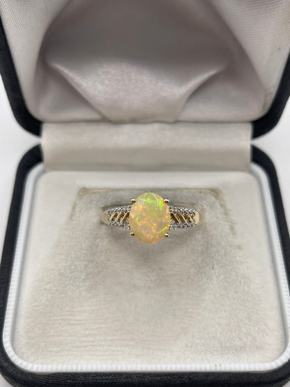 9ct gold opal and diamond ring