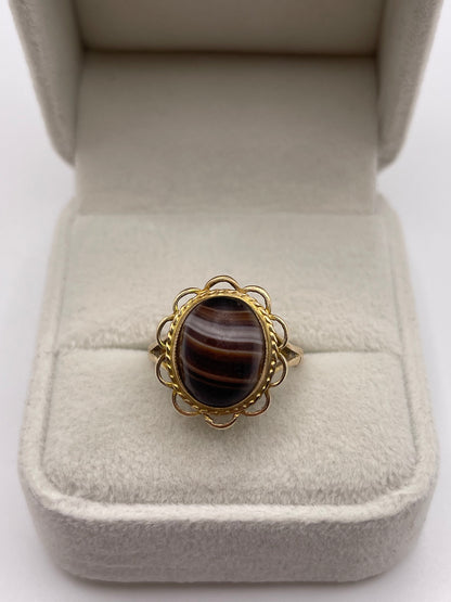 9ct gold banded agate ring