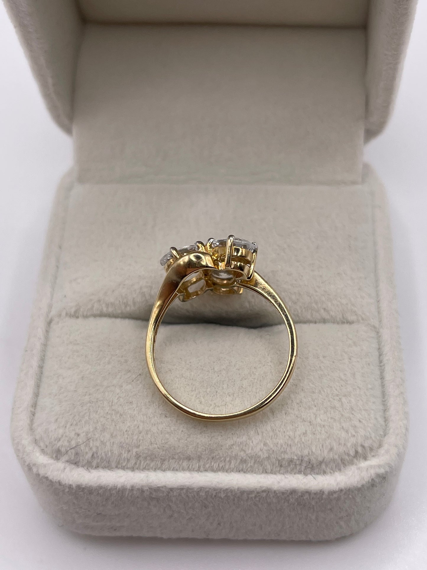 9ct gold zircon and ruby ring