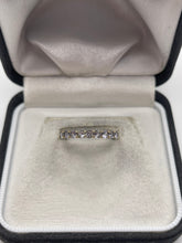 Load image into Gallery viewer, 9ct gold tanzanite ring
