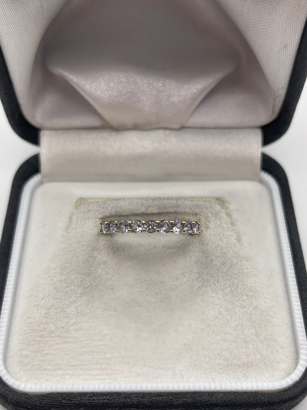 9ct gold tanzanite ring