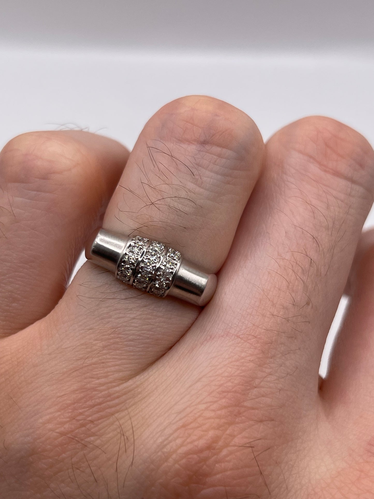 14ct white gold diamond cluster ring