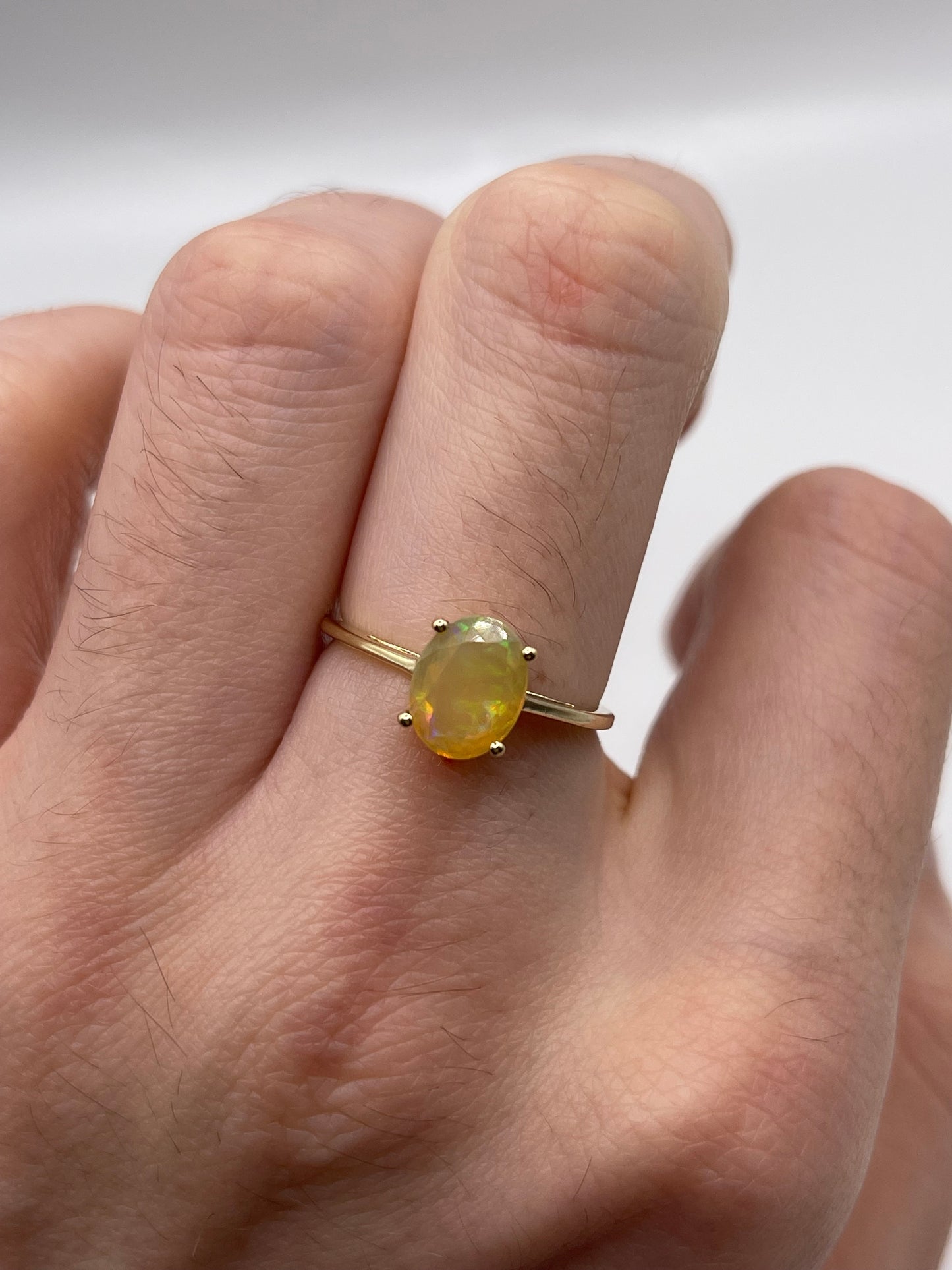 9ct gold opal ring
