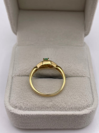 18ct gold emerald and diamond ring