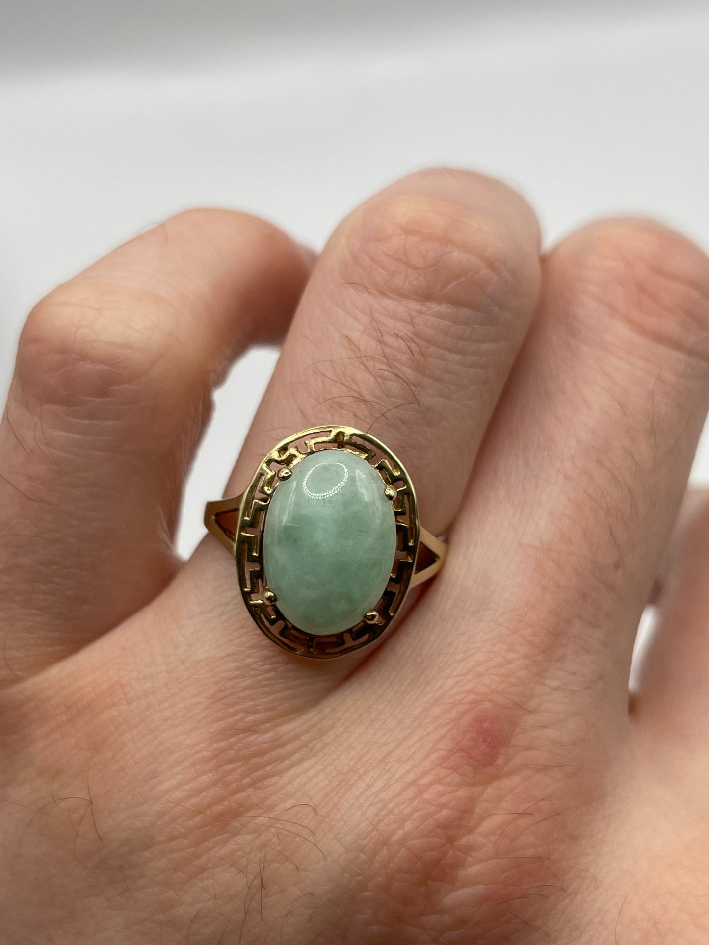 9ct gold jade ring