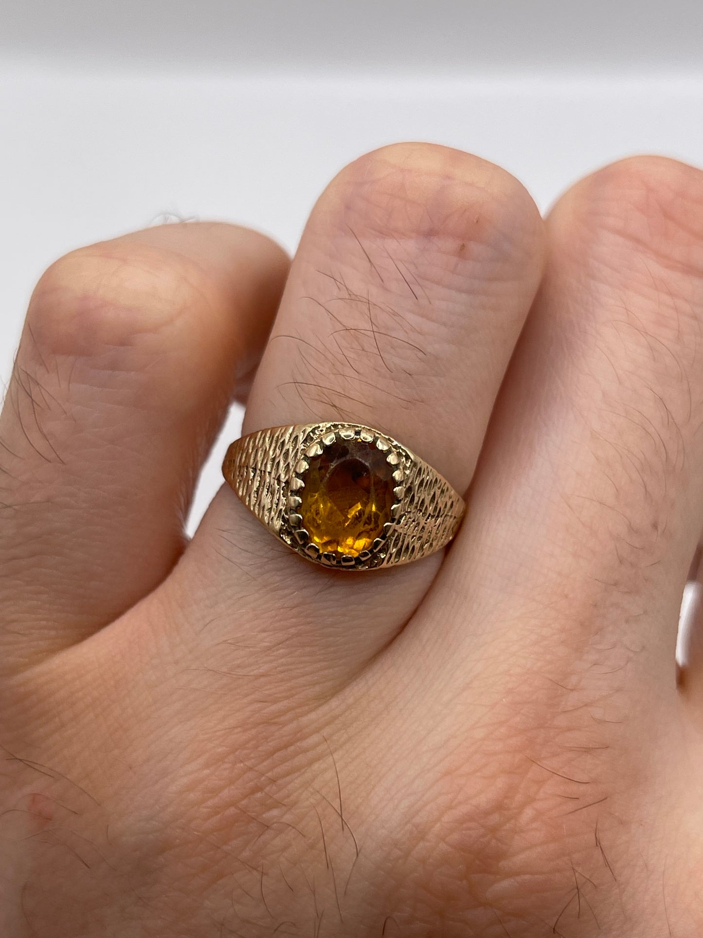 9ct gold citrine ring