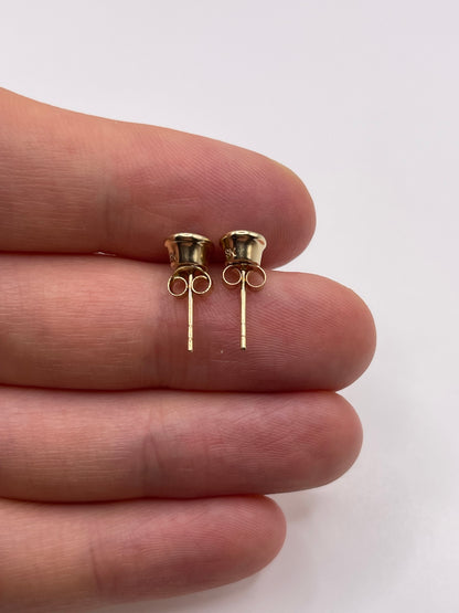 9ct gold iolite earrings