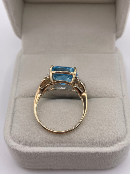 9ct gold blue topaz and zircon ring
