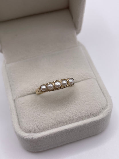 9ct gold pearl ring