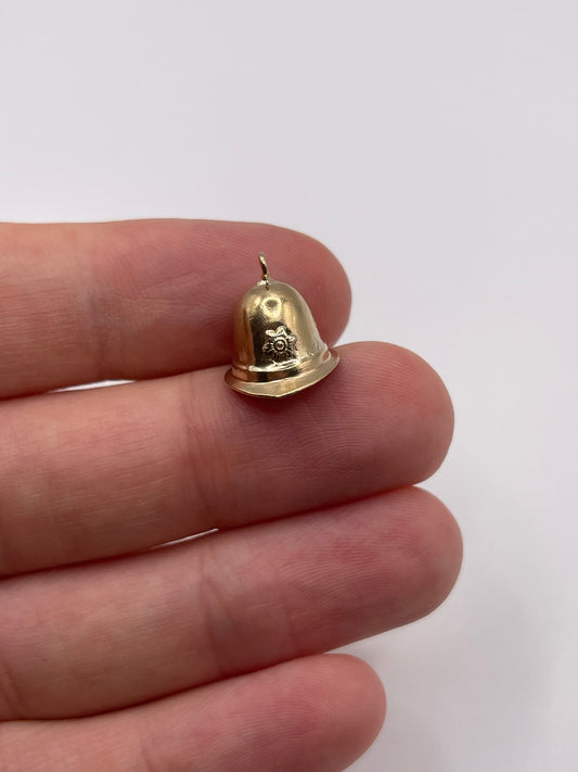 9ct gold police helmet charm