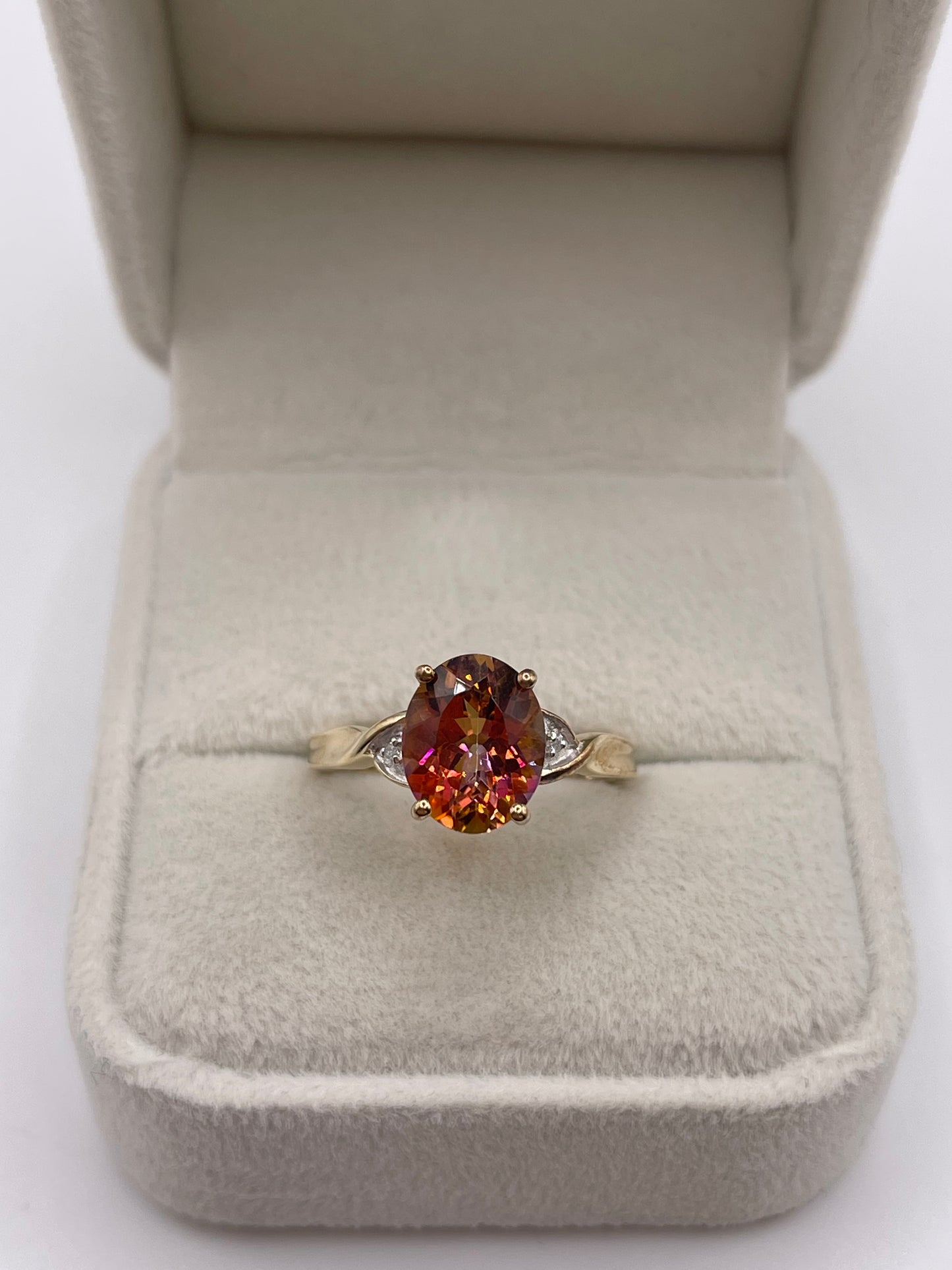9ct gold topaz and diamond ring