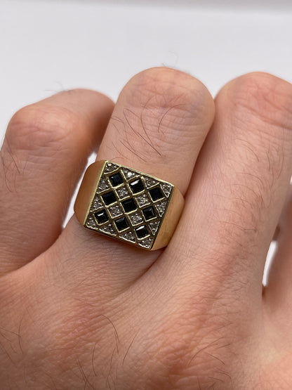 9ct gold sapphire and diamond cluster ring