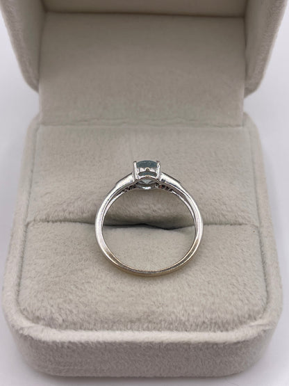 9ct white gold aquamarine and diamond ring
