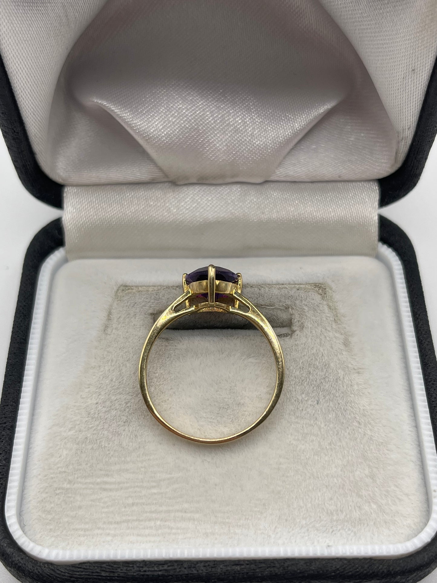 9ct gold amethyst ring