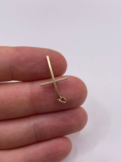 9ct gold diamond cross pendant