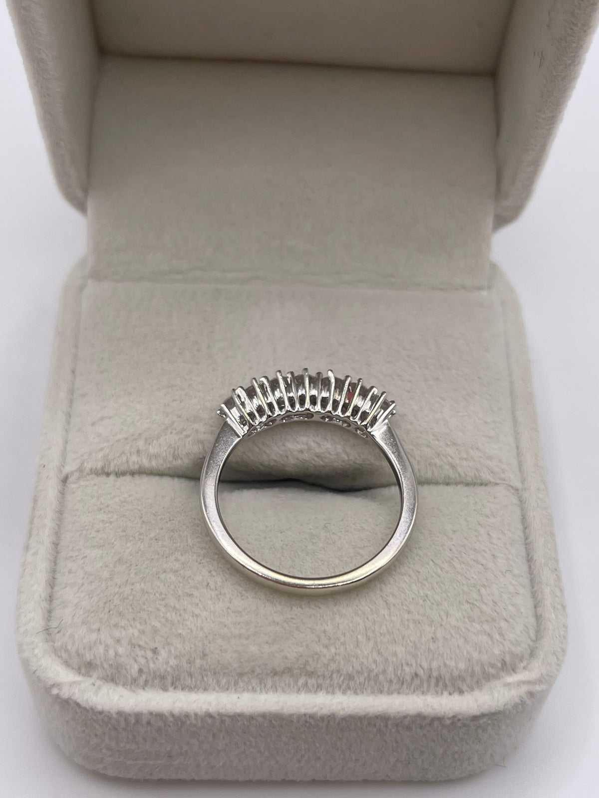 9ct white gold diamond ring
