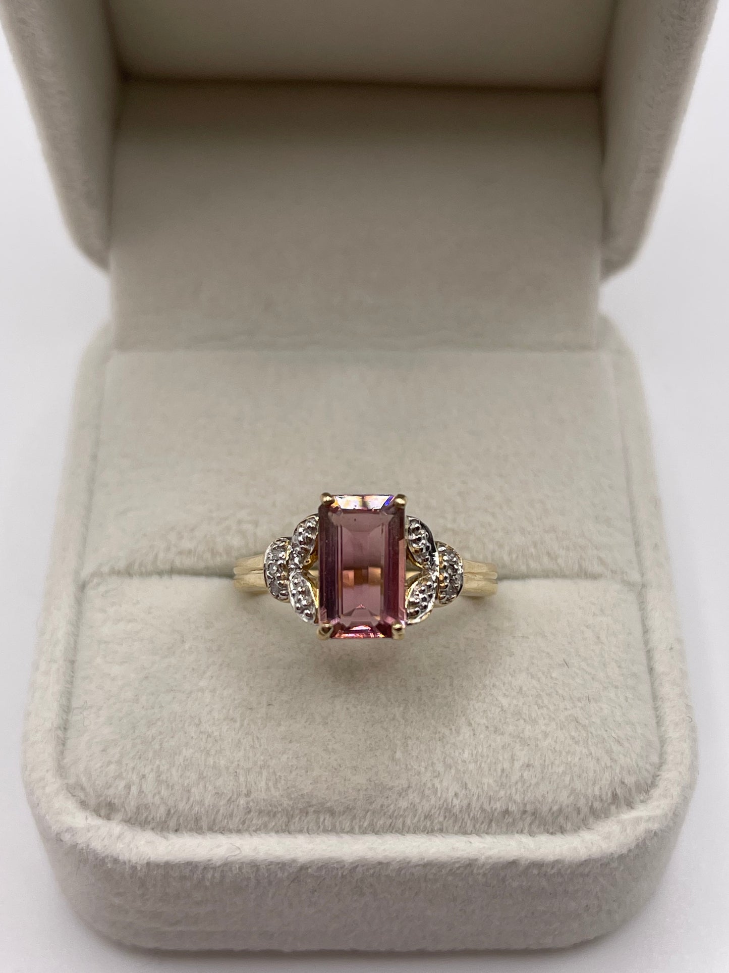 9ct gold tourmaline and diamond ring