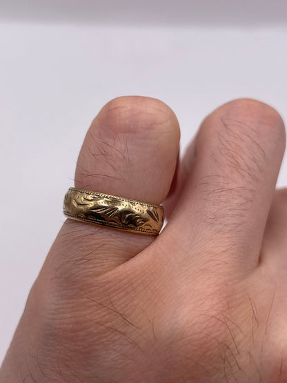 9ct gold patterned band