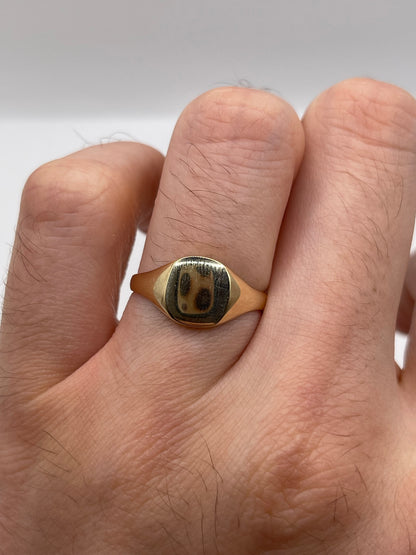 9ct gold signet ring