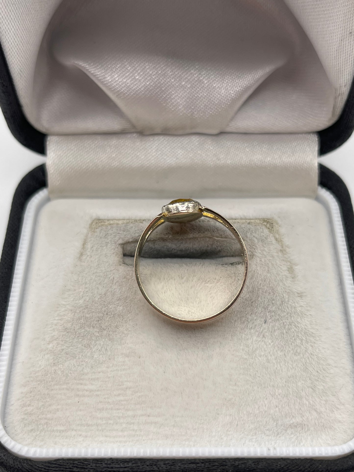 Antique 9ct gold foiled back citrine ring