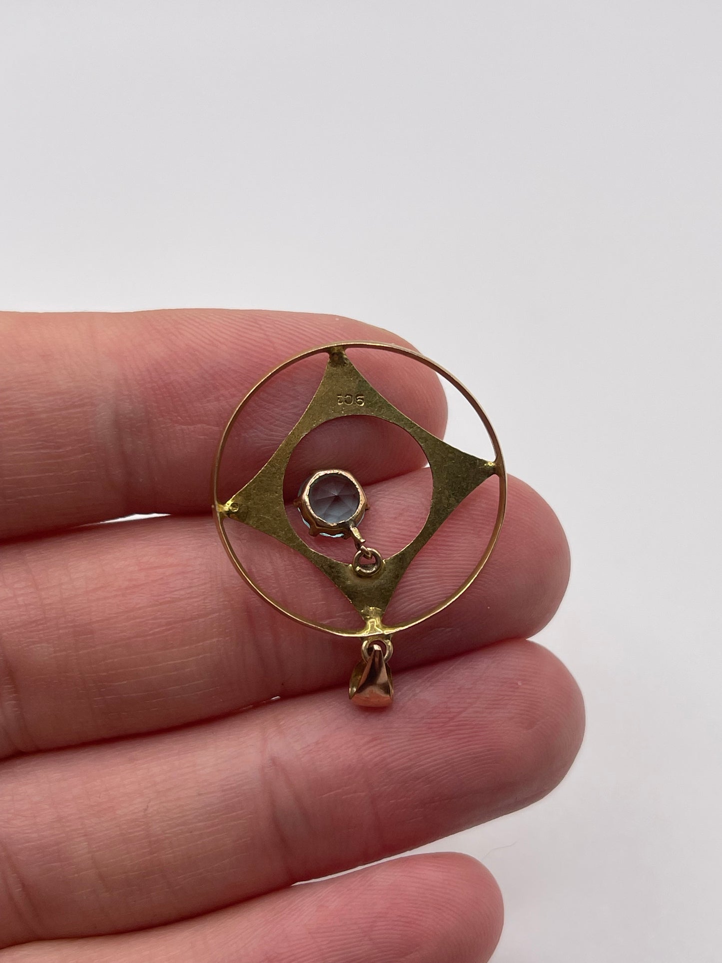 Antique 9ct gold paste pendant