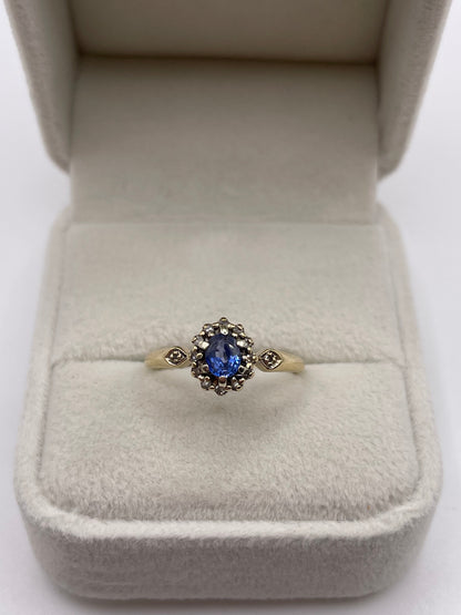 9ct gold sapphire and diamond ring